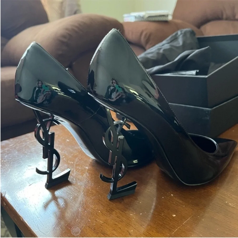 Yves Saint Laurent Black Patent Heels - Picture 2 of 9